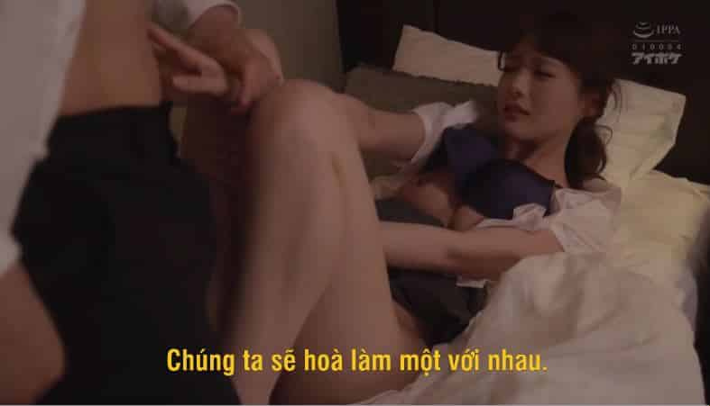 美人従業員Vietsubとの素晴らしい夜