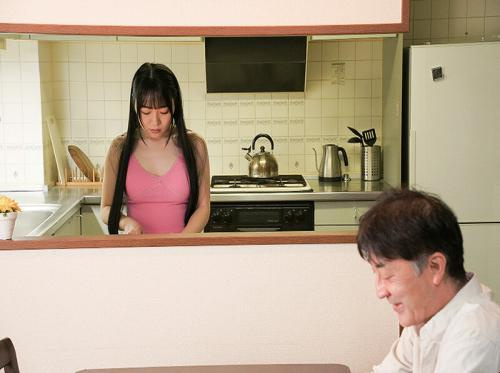 Con dâu vú to thế sao bố chịu được