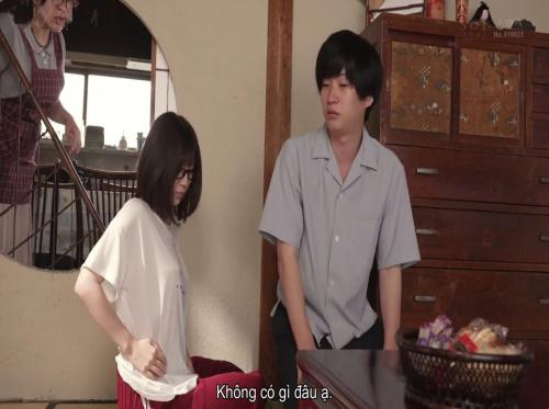 Cậu em họ vô tình phát hiện cô chị gái nứng lồn đang thủ dâm