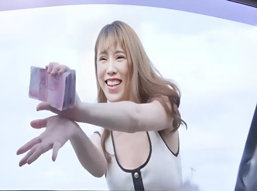 Pemandu itu membeli seks daripada pelanggan wanita dengan personaliti